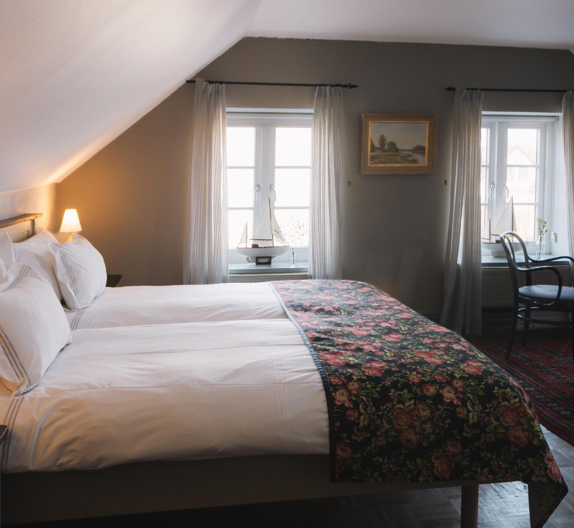 Hotell Gaesslingen Сканёр-мед-Фальстербу Экстерьер фото