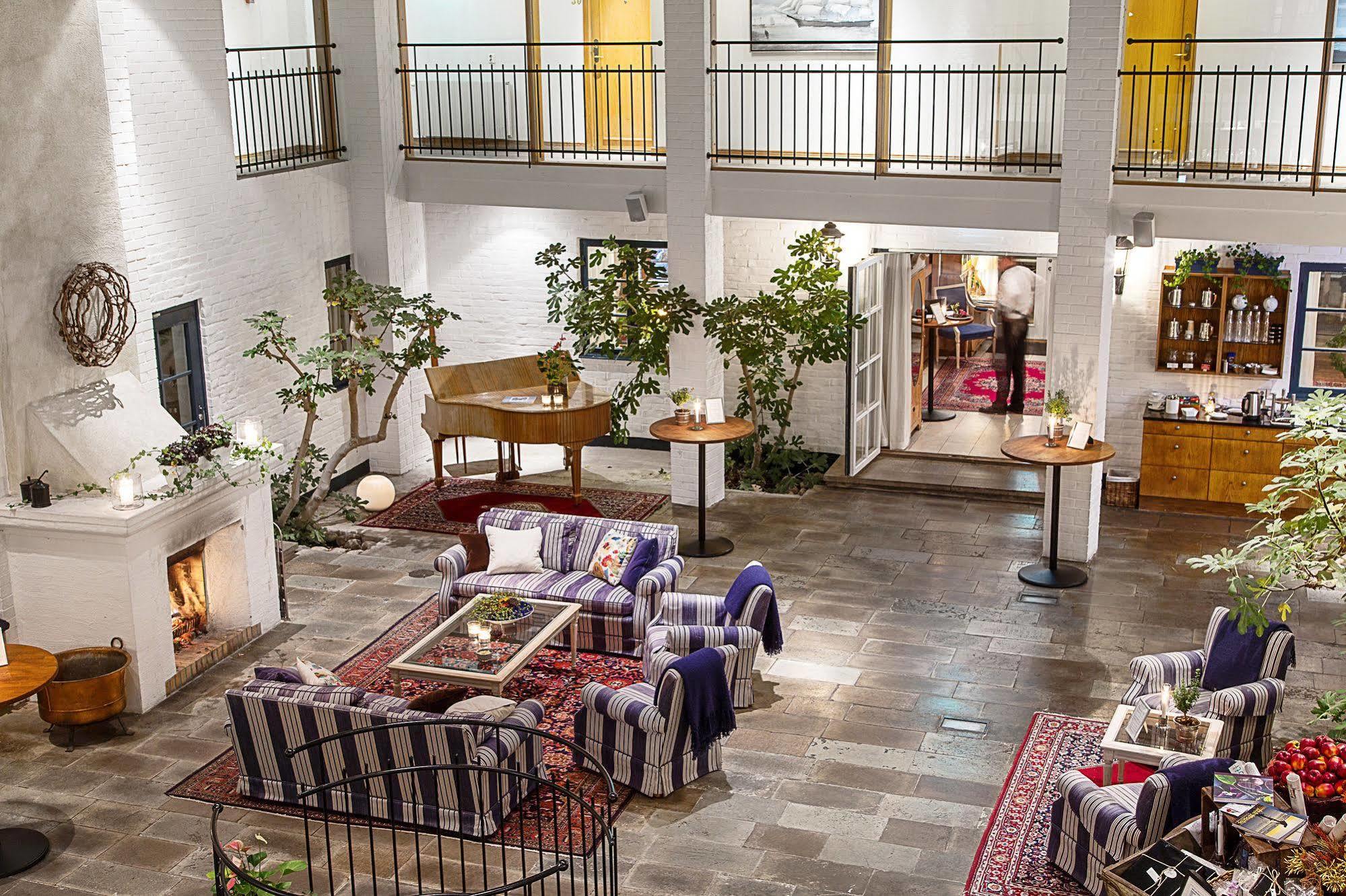 Hotell Gaesslingen Сканёр-мед-Фальстербу Экстерьер фото